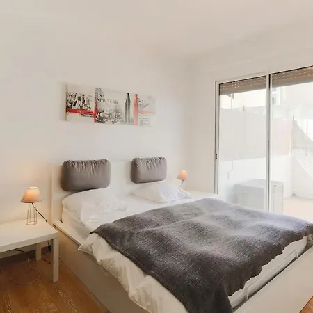 Carras Apartment